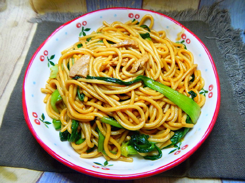 青菜肉丝炒面的做法
