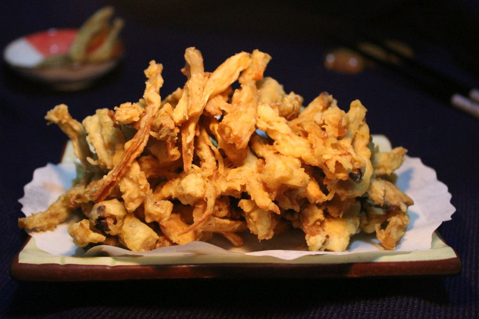 酥炸蘑菇的做法