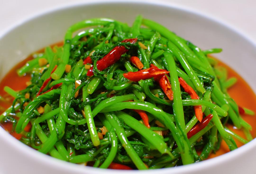 炝拌茼蒿的做法