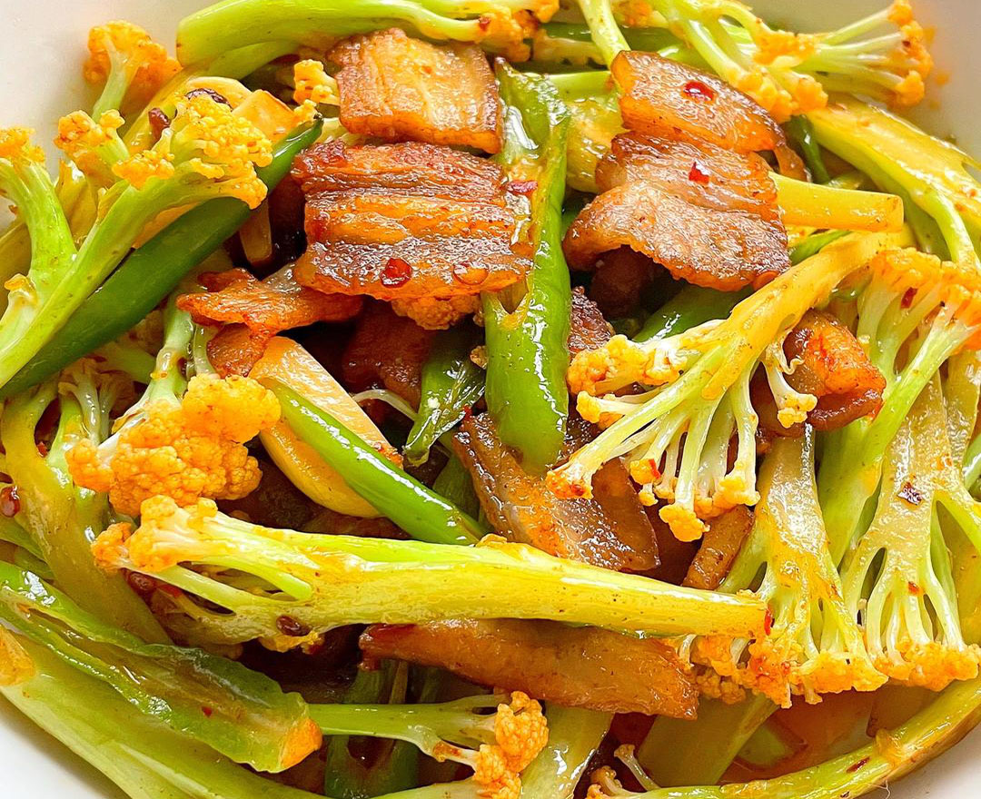 花菜炒肉的做法